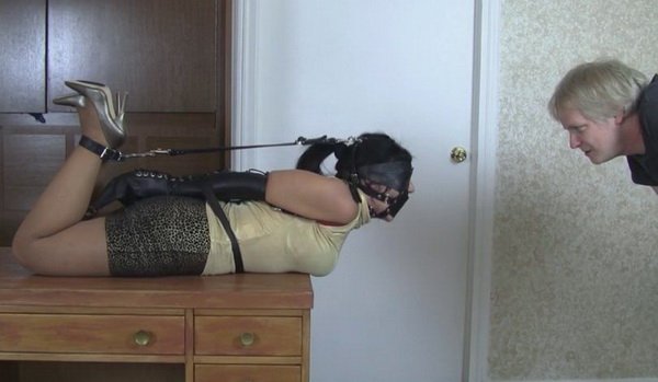 Leather Strap Hogtie GiGi, Panel Gag Head Harness at - Download or watch  online Bondage Video | bondage-me.cc