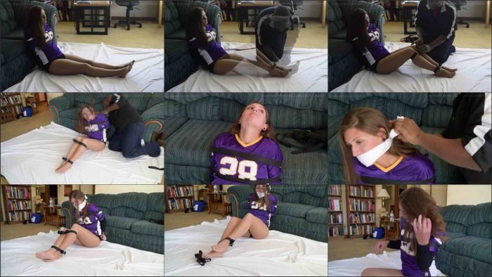 chr_claire_purpleyellowpackage-mp4