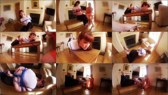 r el RE Zoe Ariel roommate 1080p.mp4 700x394