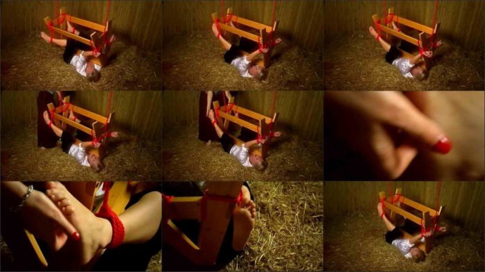 r el AbigailOnTheFarm1 wmvl.wmv 700x393