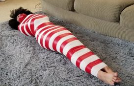 Klitoris va analning porno fotosuratlari