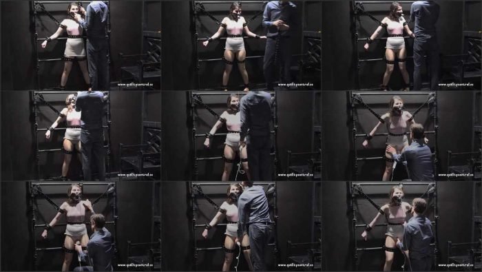 qc QCZIVAJetBlackDelight.mp4 700x395