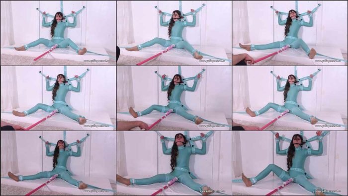 cvp QCZIVAJustALittleNudge.mp4 700x395