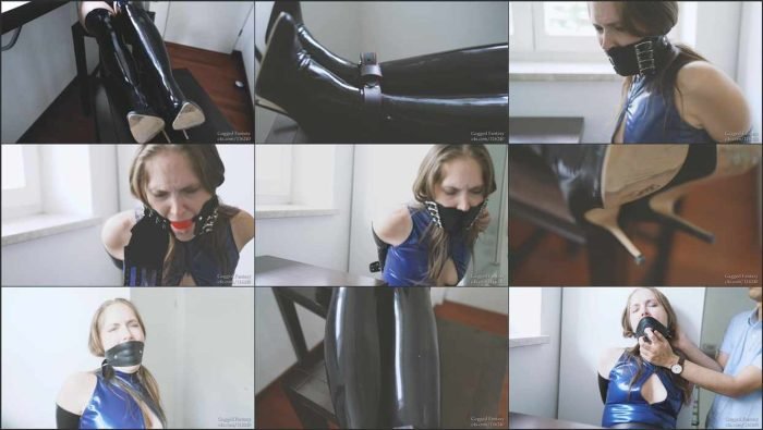 gdft Rachel Adams Bound in REALISE Swimsuit.mp4 700x395